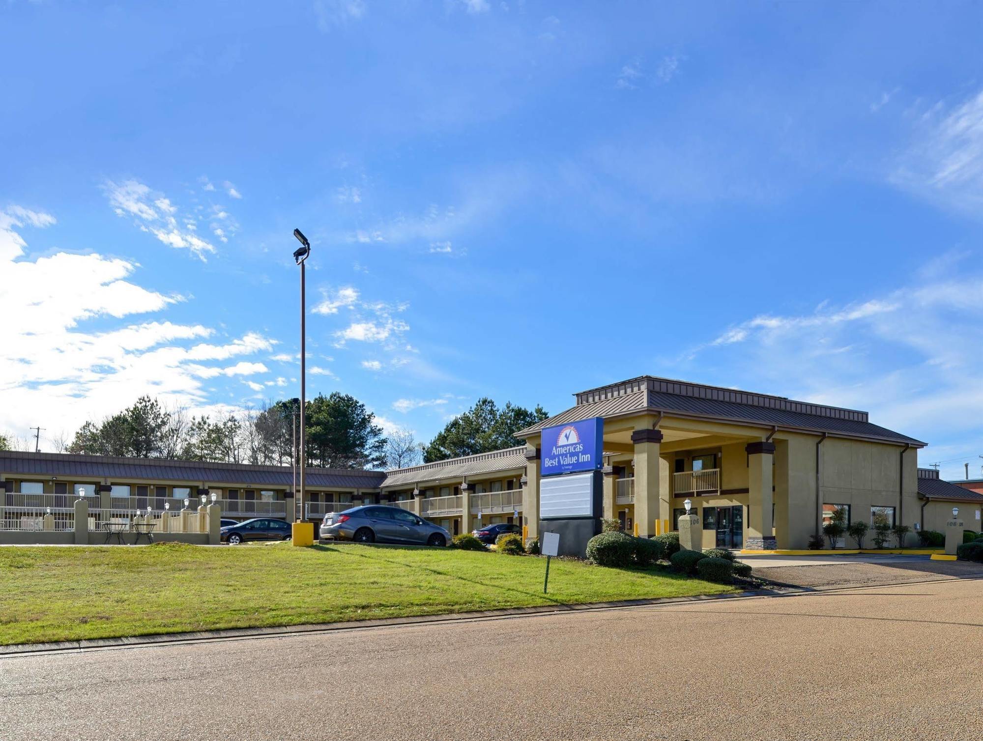 Americas Best Value Inn Byram Exterior photo